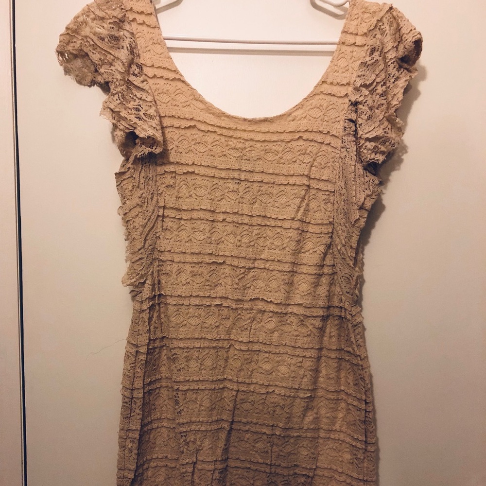 Gorgeous, cream colored lace dress